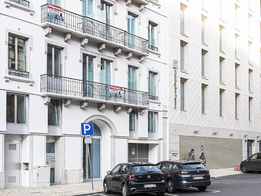 Saldanha Spacious With Ac Terrace And Garage * Lissabon