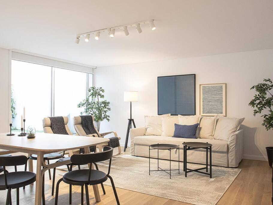 Saldanha Spacious With Ac Terrace And Garage Lejlighed *